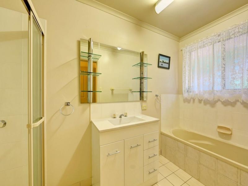130 Bartholdt Drive, Branyan QLD 4670