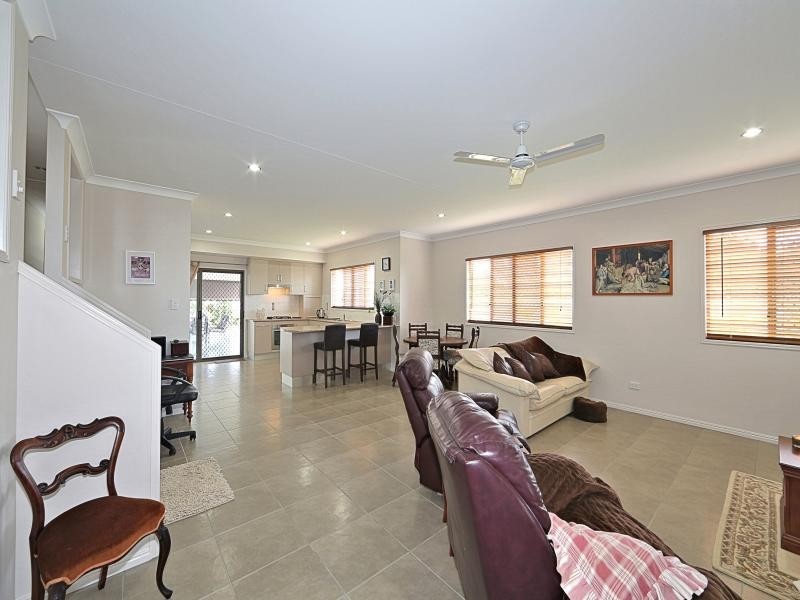 17 Orlabah Avenue, Innes Park QLD 4670