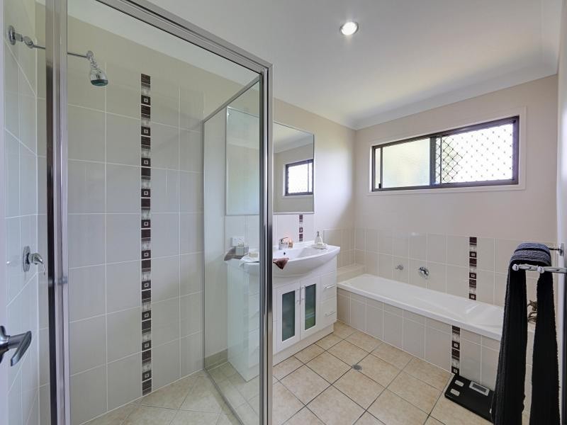 17 Orlabah Avenue, Innes Park QLD 4670