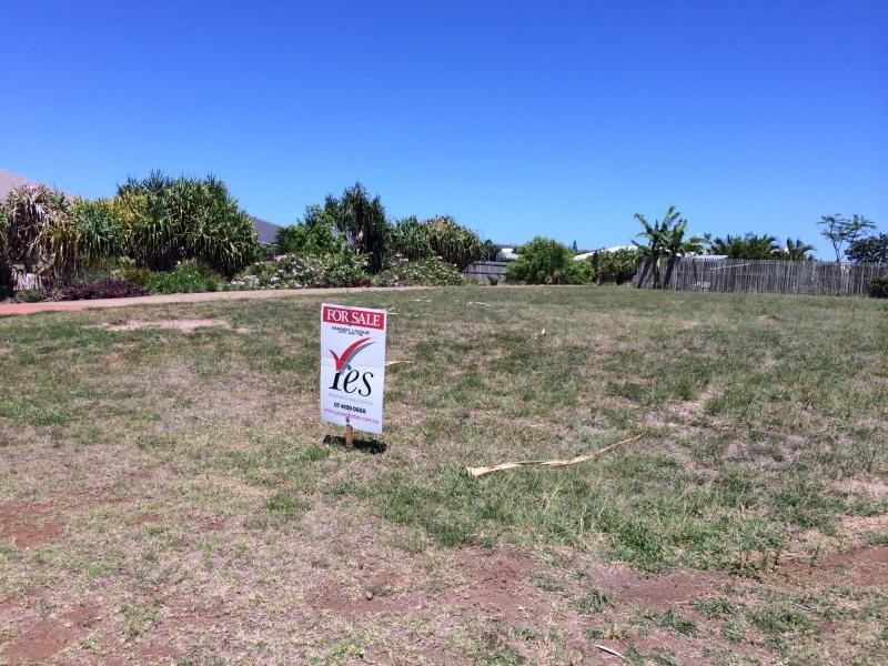 19 Bisdee Street, Coral Cove QLD 4670