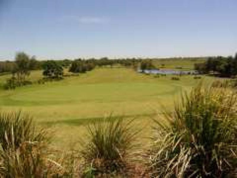 19 Bisdee Street, Coral Cove QLD 4670