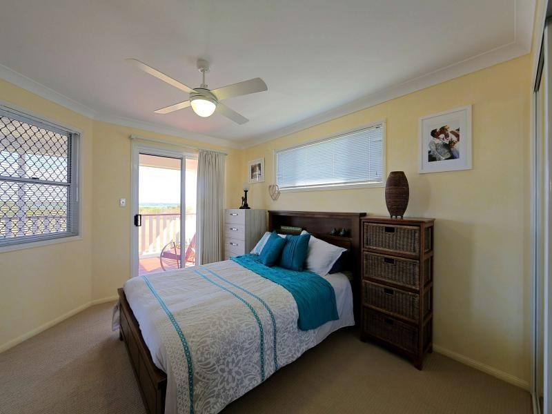 34 Lihs Street, Elliott Heads QLD 4670