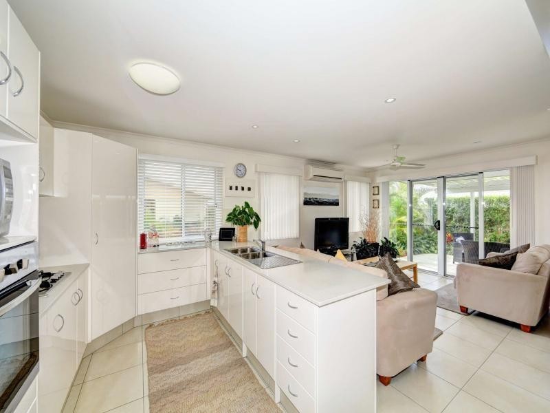 67/39  Wearing rd, Bargara QLD 4670