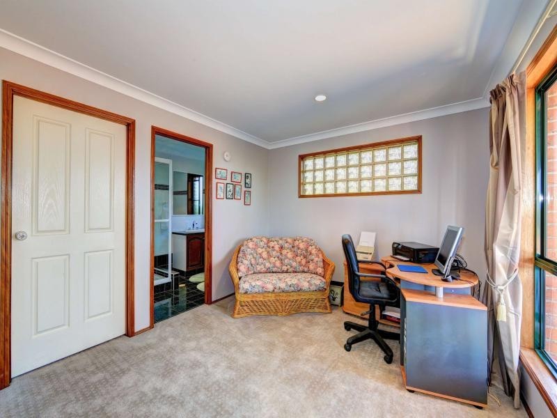 30 Linden Cresecent, Qunaba QLD 4670