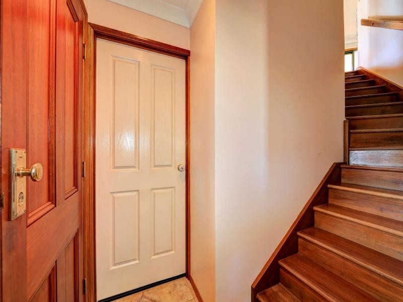 30 Linden Cresecent, Qunaba QLD 4670