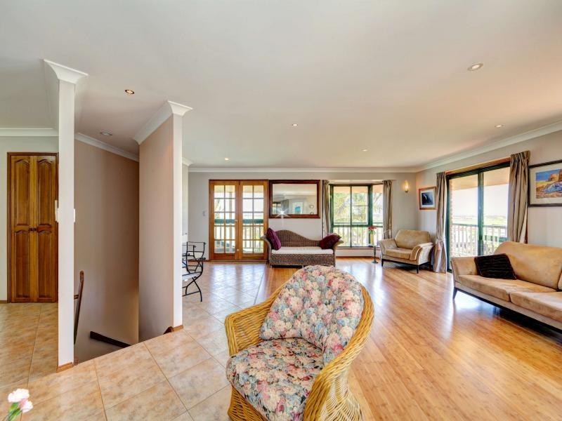 30 Linden Cresecent, Qunaba QLD 4670