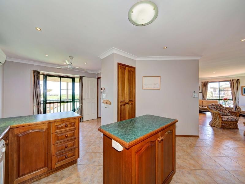 30 Linden Cresecent, Qunaba QLD 4670