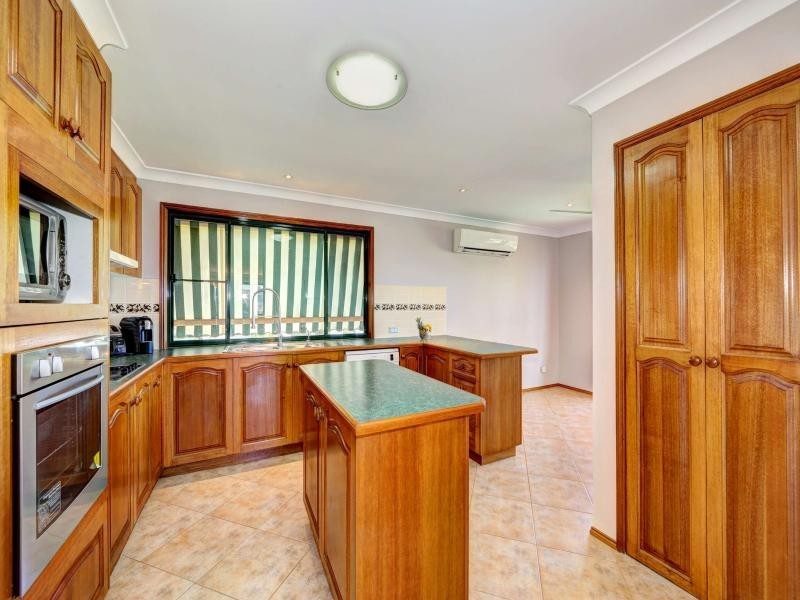 30 Linden Cresecent, Qunaba QLD 4670