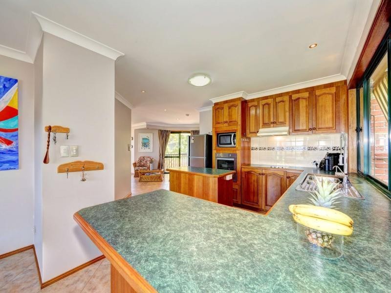 30 Linden Cresecent, Qunaba QLD 4670