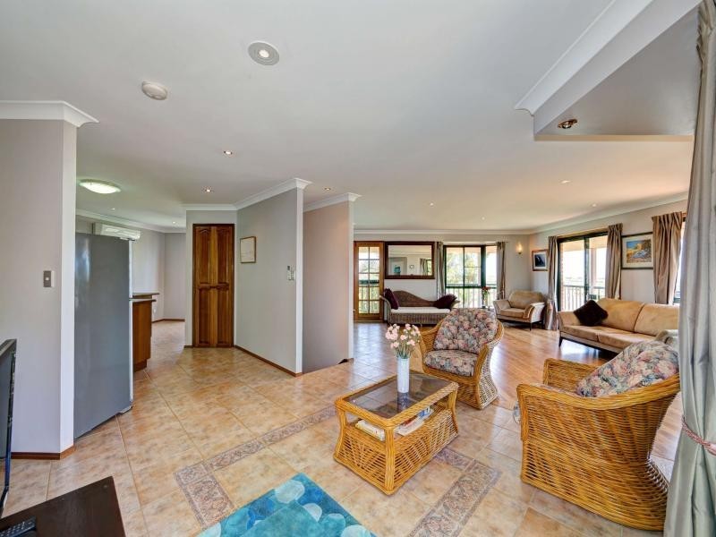 30 Linden Cresecent, Qunaba QLD 4670