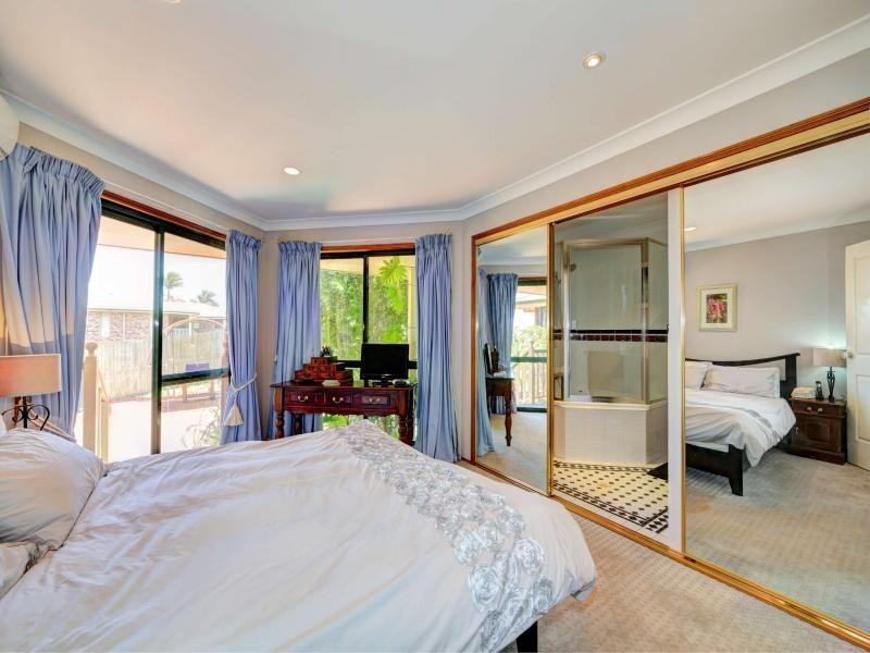 30 Linden Cresecent, Qunaba QLD 4670