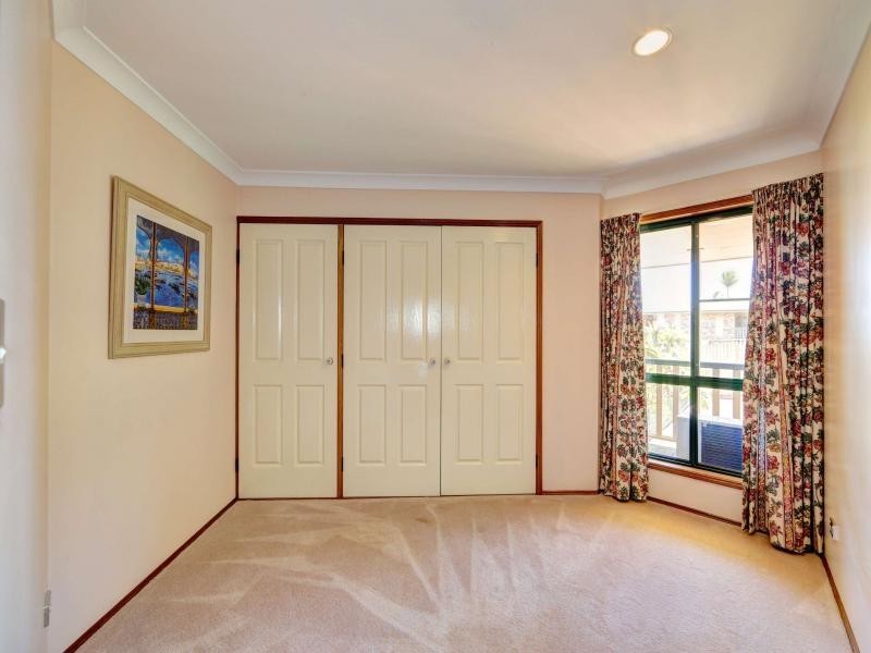 30 Linden Cresecent, Qunaba QLD 4670