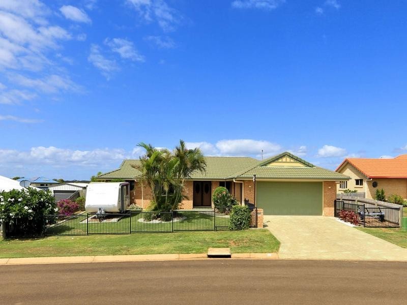 9 Belmonte Drive, Coral Cove QLD 4670