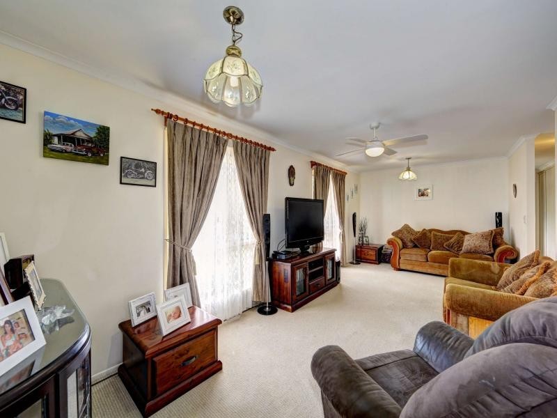 4 Clare Court, Innes Park QLD 4670