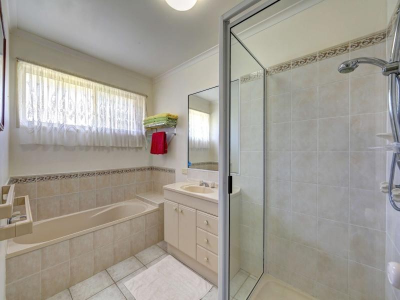 4 Clare Court, Innes Park QLD 4670