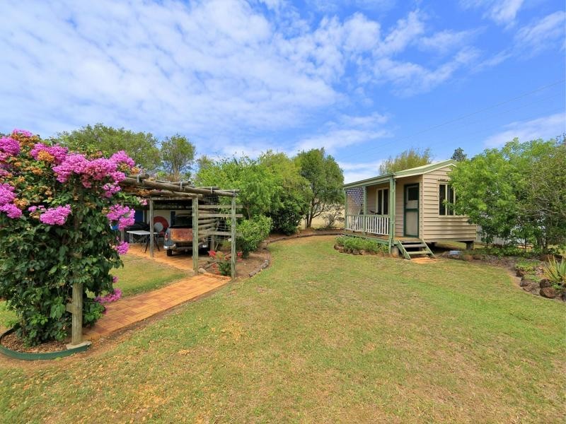 4 Clare Court, Innes Park QLD 4670