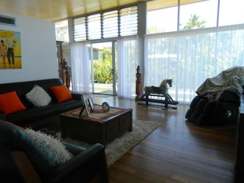11 Grimwood Street, Bargara QLD 4670
