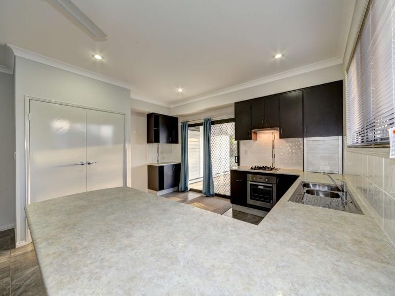 35 Mokera Street, Coral Cove QLD 4670