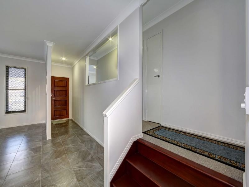 35 Mokera Street, Coral Cove QLD 4670