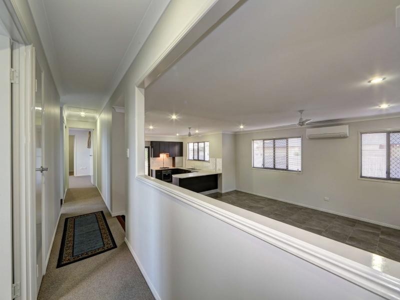 35 Mokera Street, Coral Cove QLD 4670