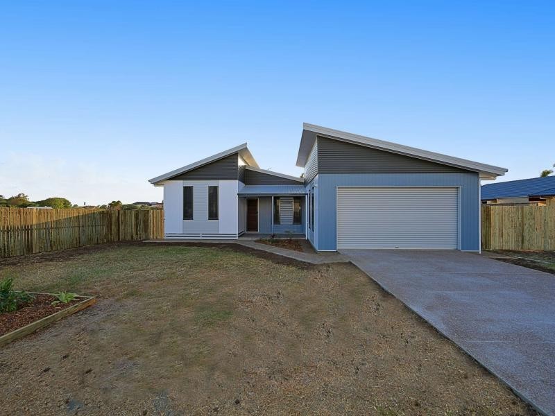 35 Mokera Street, Coral Cove QLD 4670