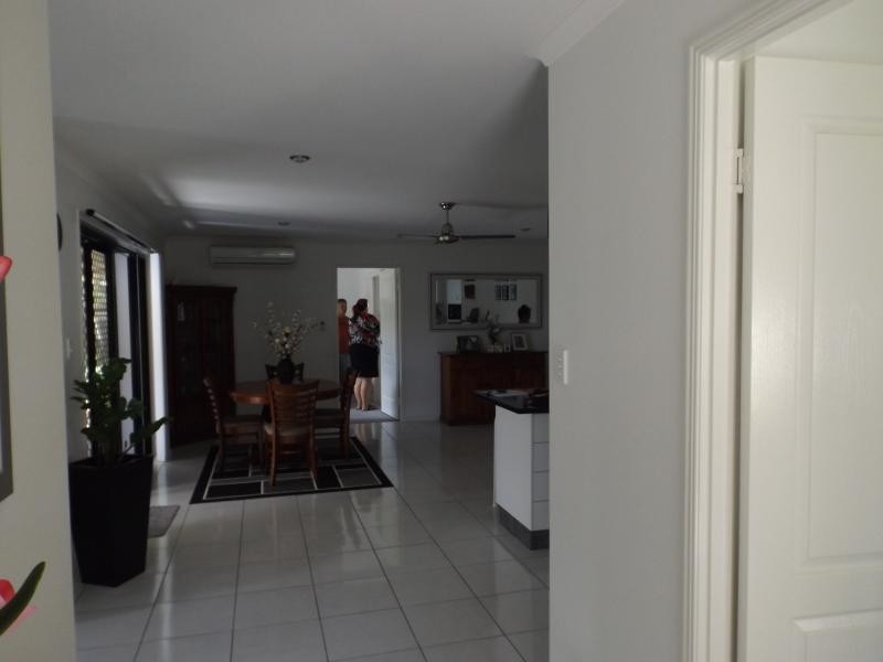 25  Shoreline Cres, Bargara QLD 4670