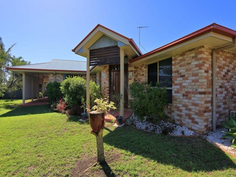 4 Riordan Place, Bargara QLD 4670