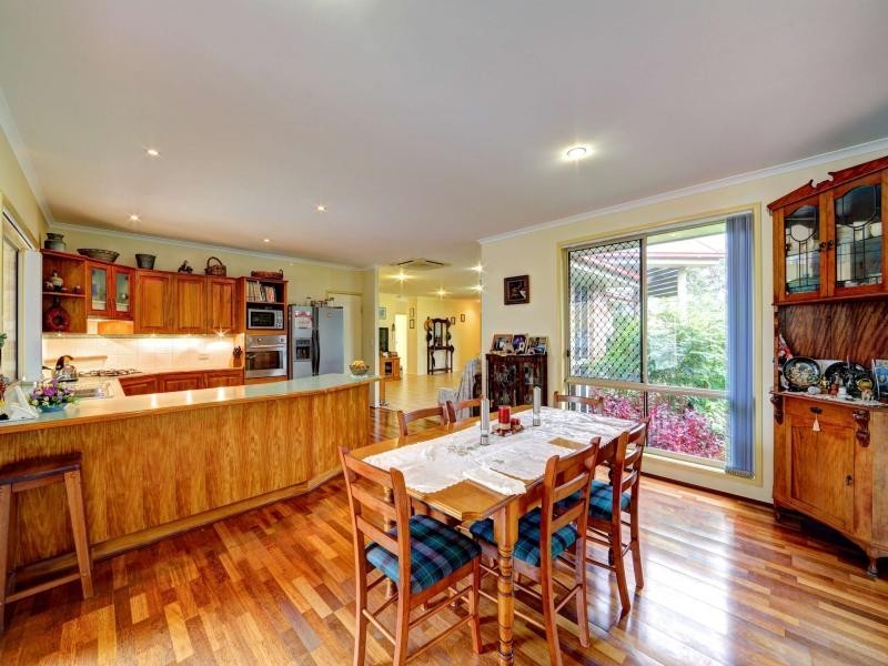 4 Riordan Place, Bargara QLD 4670