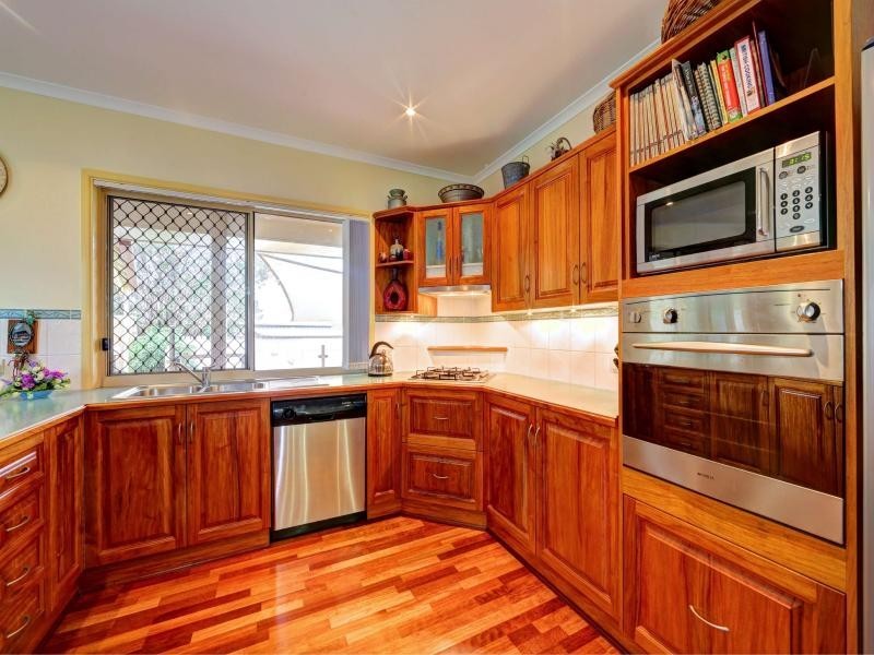 4 Riordan Place, Bargara QLD 4670