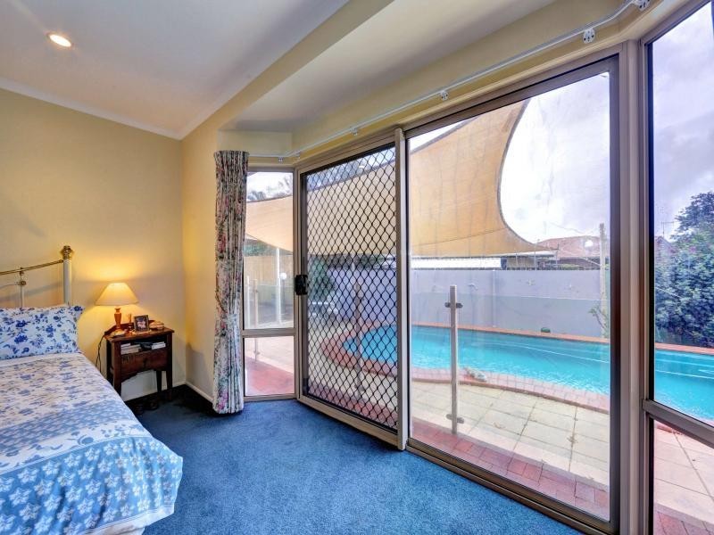 4 Riordan Place, Bargara QLD 4670
