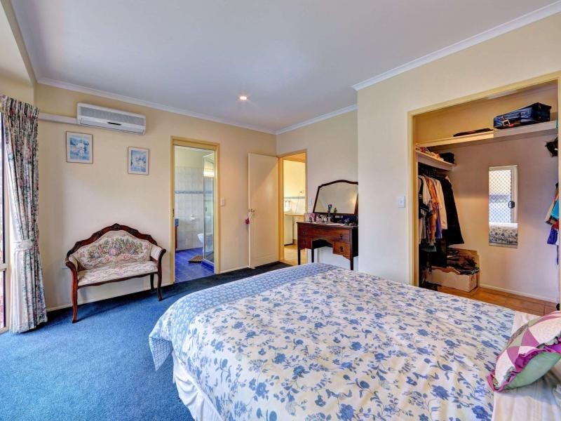 4 Riordan Place, Bargara QLD 4670