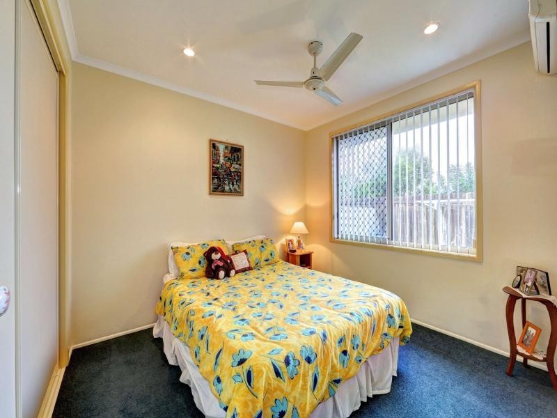 4 Riordan Place, Bargara QLD 4670