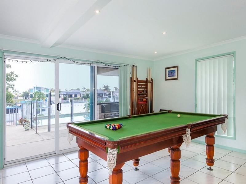 10 Pamphlet Place, Pelican Waters QLD 4551