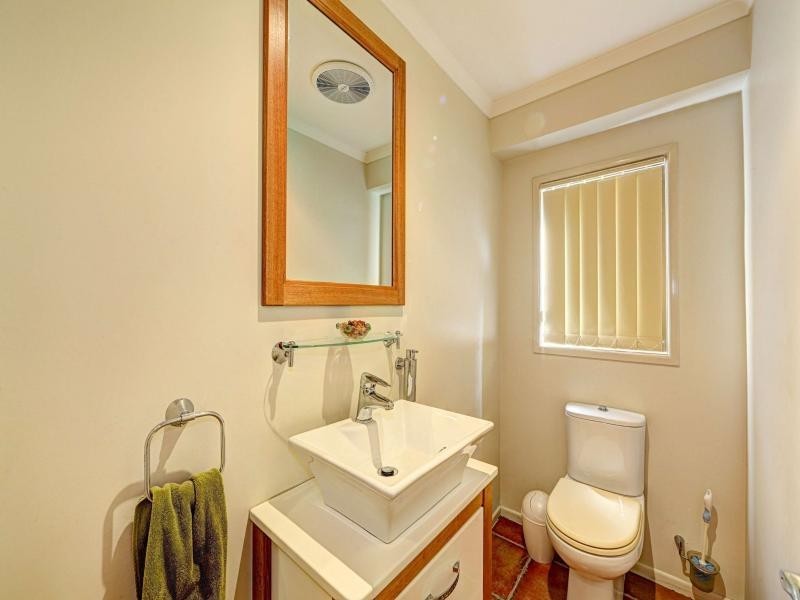 15 Anthonys Rest, Qunaba QLD 4670