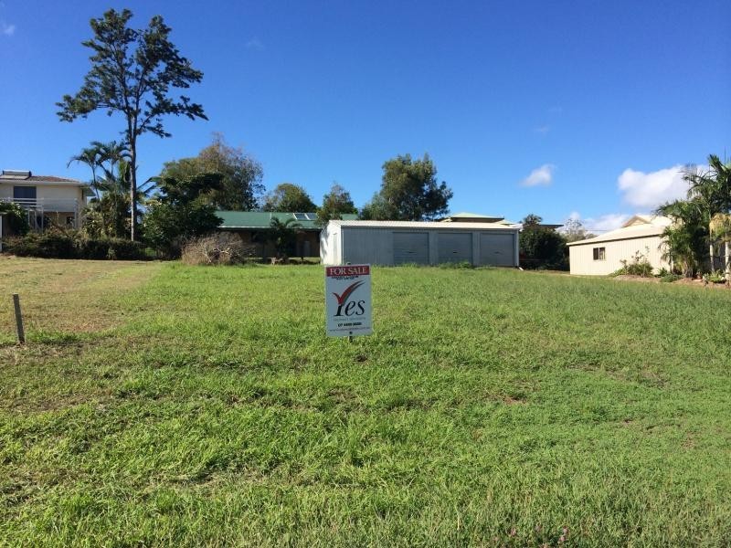 18 Linden Crescent, Qunaba QLD 4670