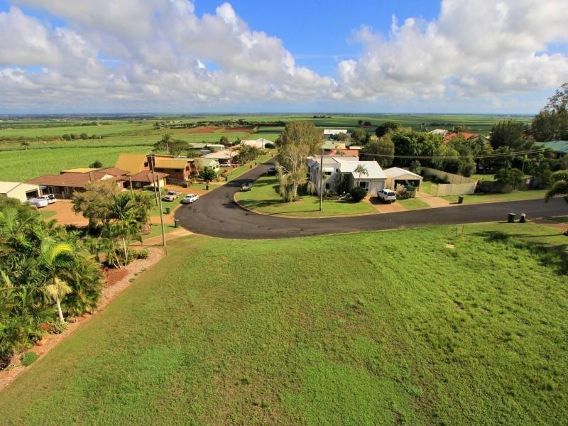 18 Linden Crescent, Qunaba QLD 4670