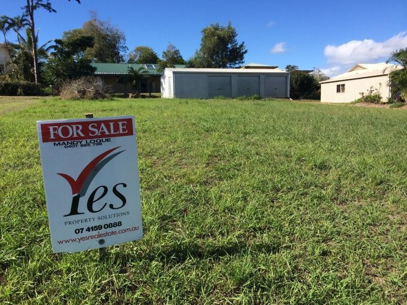 18 Linden Crescent, Qunaba QLD 4670