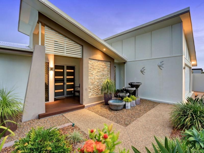 5 Blain Street, Bargara QLD 4670