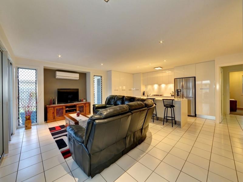 5 Blain Street, Bargara QLD 4670