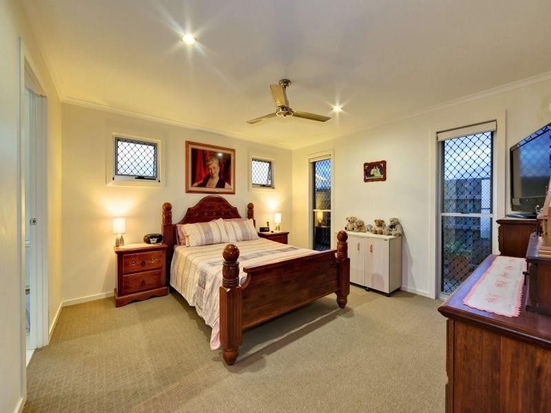 5 Blain Street, Bargara QLD 4670