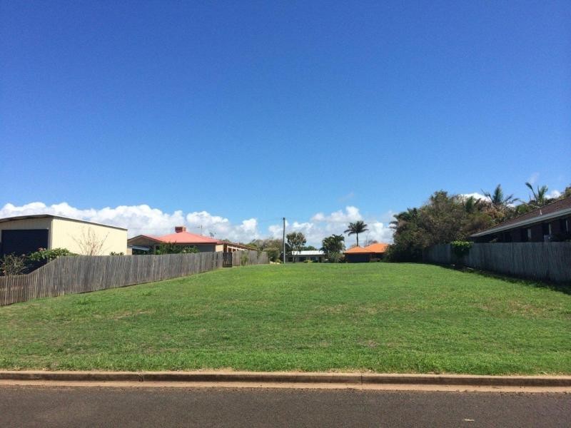 145 Welch Street, Elliott Heads QLD 4670