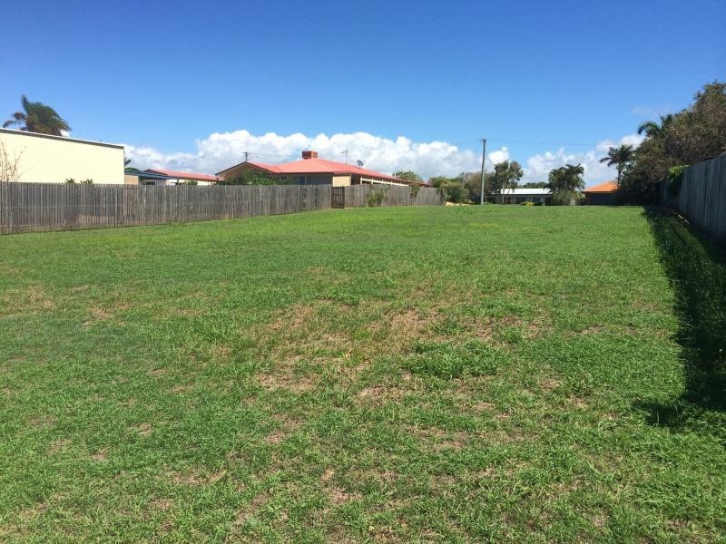 145 Welch Street, Elliott Heads QLD 4670