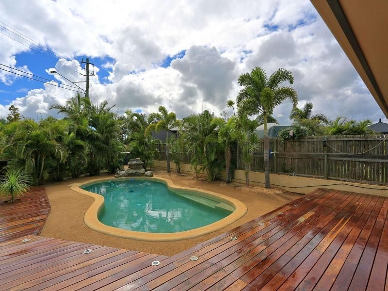 7 Garden View Court, Kalkie QLD 4670