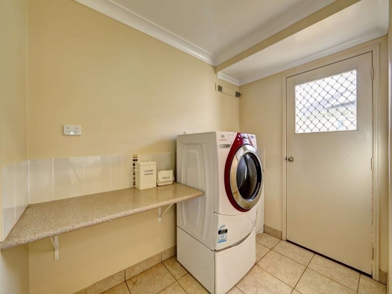 7 Garden View Court, Kalkie QLD 4670