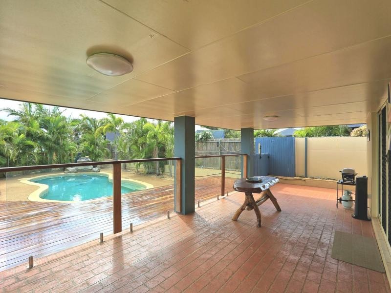7 Garden View Court, Kalkie QLD 4670