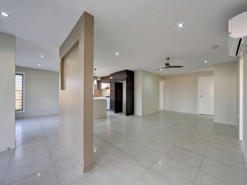 1 /24 Masthead Drive, Bargara QLD 4670