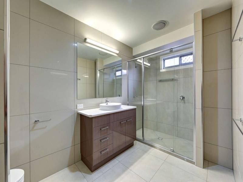 1 /24 Masthead Drive, Bargara QLD 4670