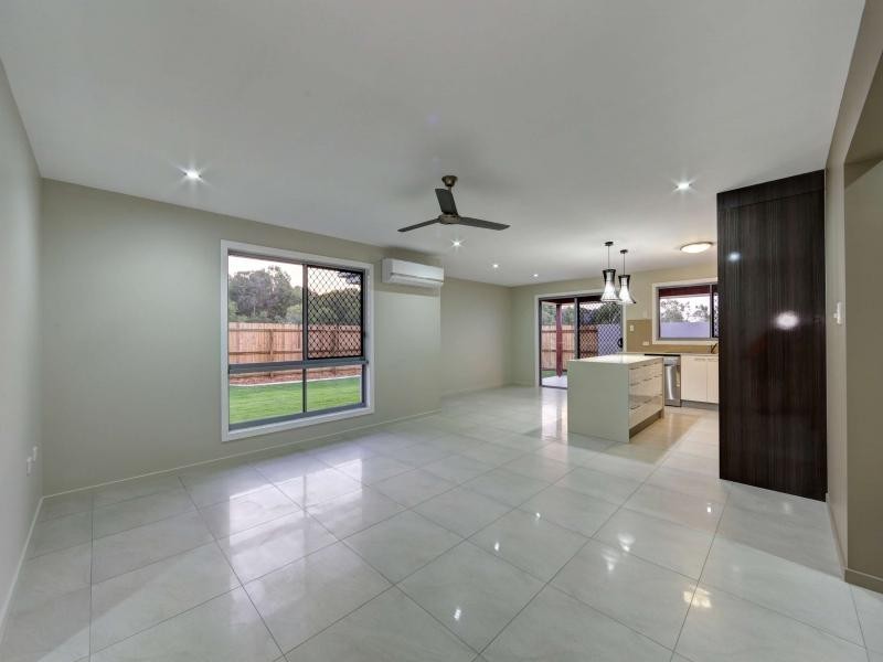 2 / 24 Masthead Drive, Bargara QLD 4670