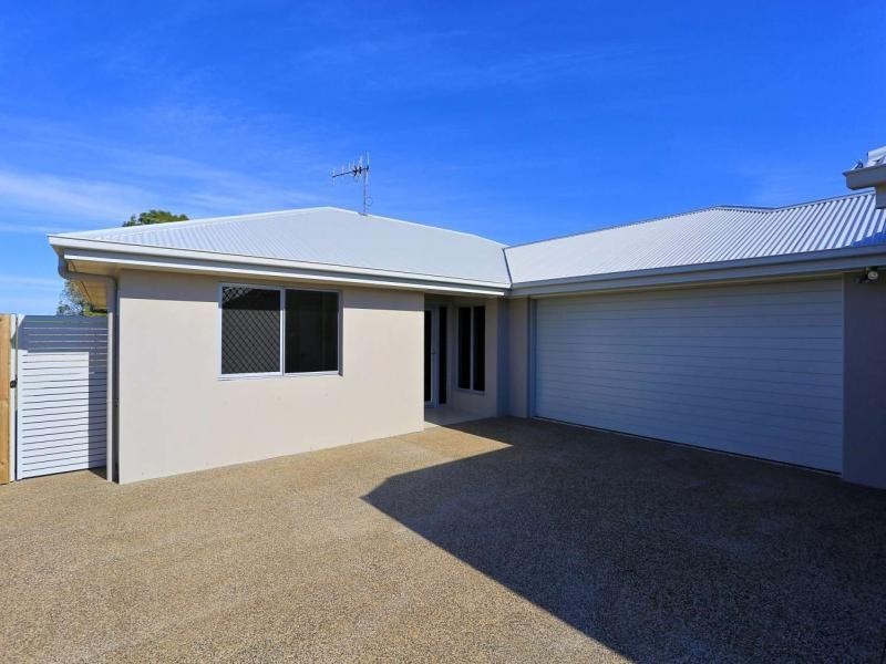 2 / 24 Masthead Drive, Bargara QLD 4670