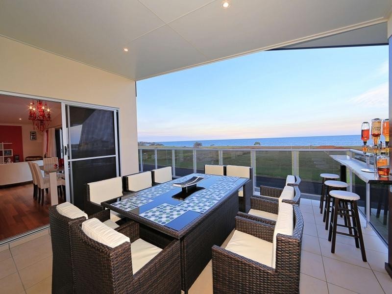 31 Emperor Drive, Elliott Heads QLD 4670